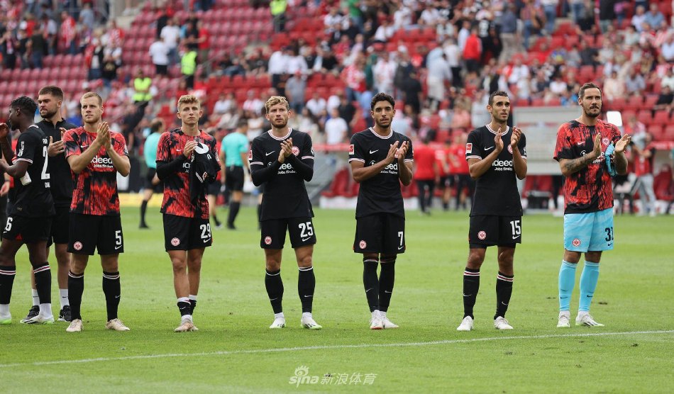 了其在羽毛 了其在羽毛